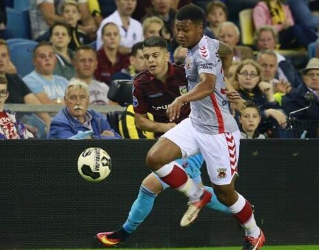 青少年球员 青少年球员