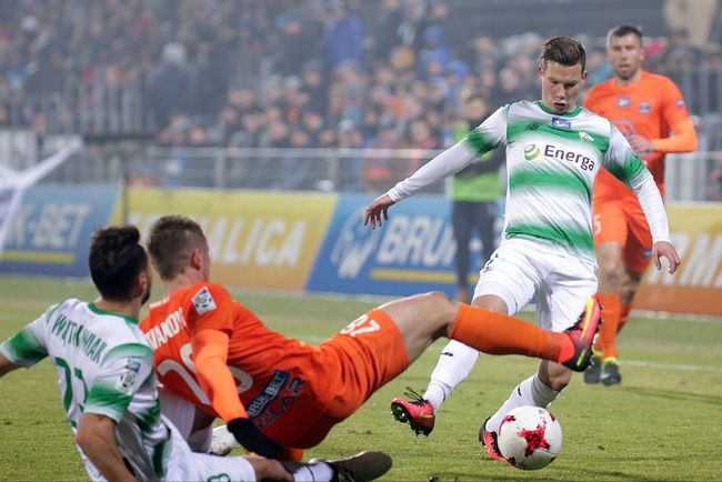 运动员的更 运动员的更